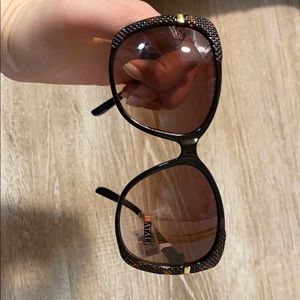 Batali Sunglasses. never worn.tag/sticker still on